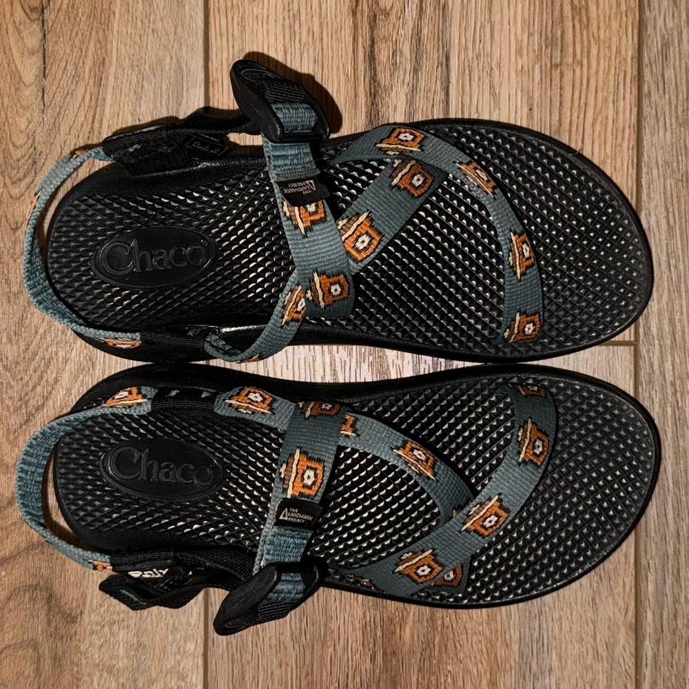 Limited Edition Smokey Bear Chaco Sandals size US 4 EUR 36